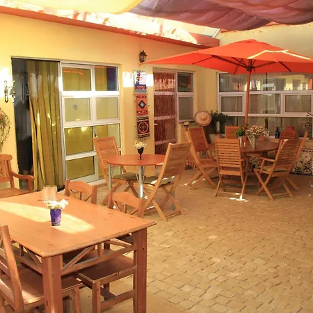 Bed and Breakfast Casa 3 Aguias 4*