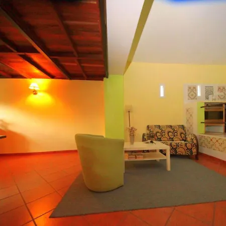 Bed & Breakfast Casa 3 Aguias 4*