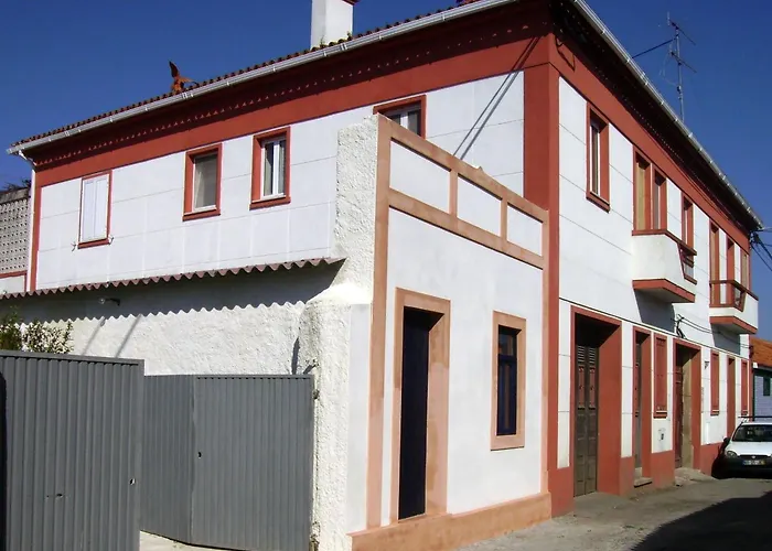 Couette-café Casa 3 Aguias 4*